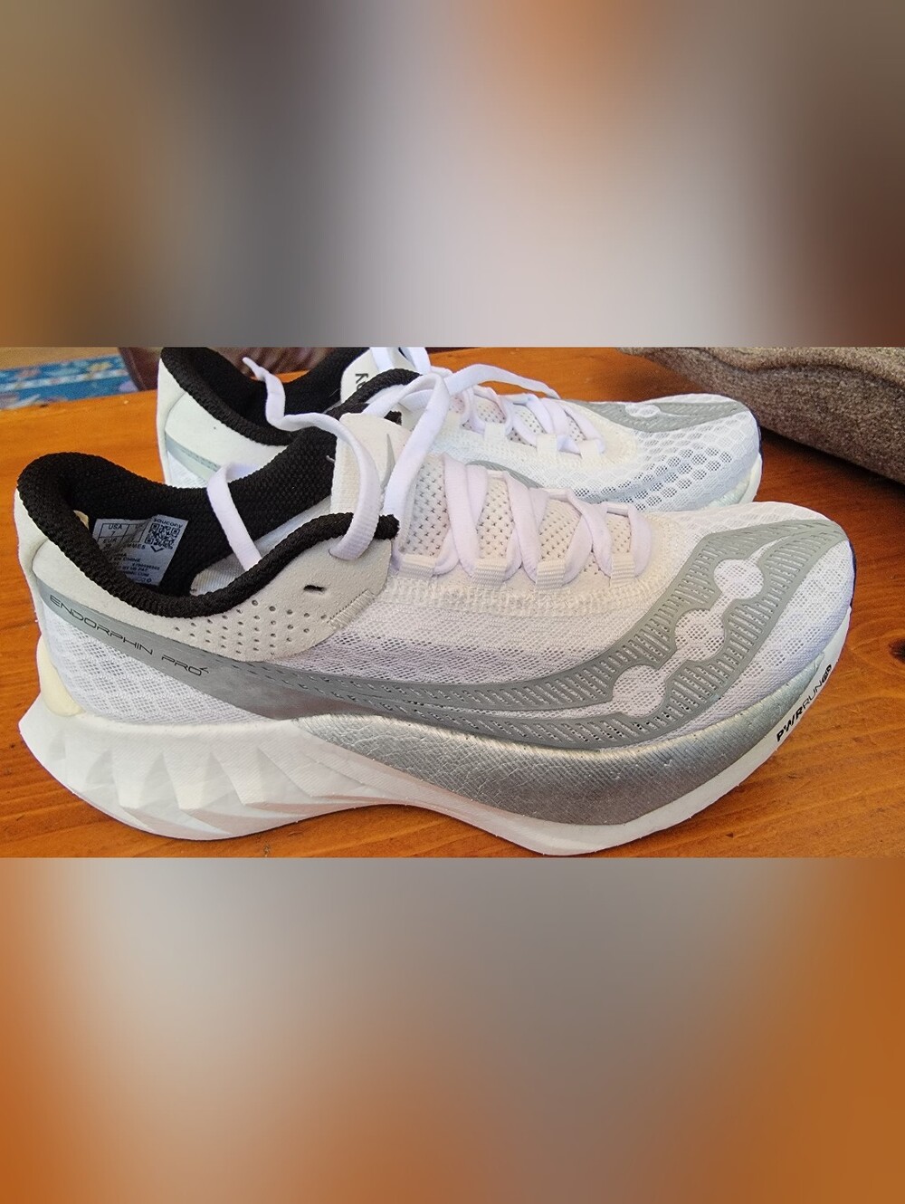 Saucony Endorphin Pro 4 White and Silver Women's Running Shoes